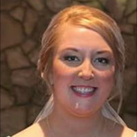 Meet your Posher, Marisa - Picture 1 of 1